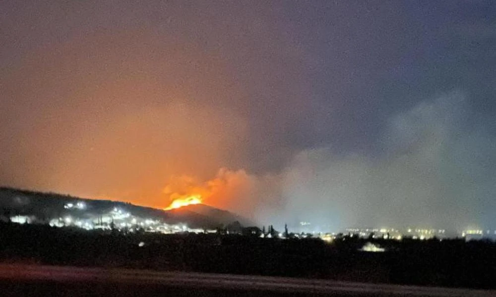 Ηράκλειο: Σε εξέλιξη πυρκαγιά ανάμεσα σε Αμπελούζο και Αγίους Δέκα